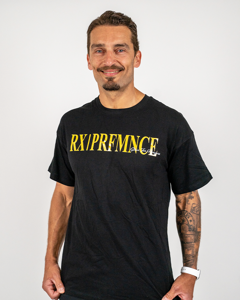 Strive More Tee Black-3